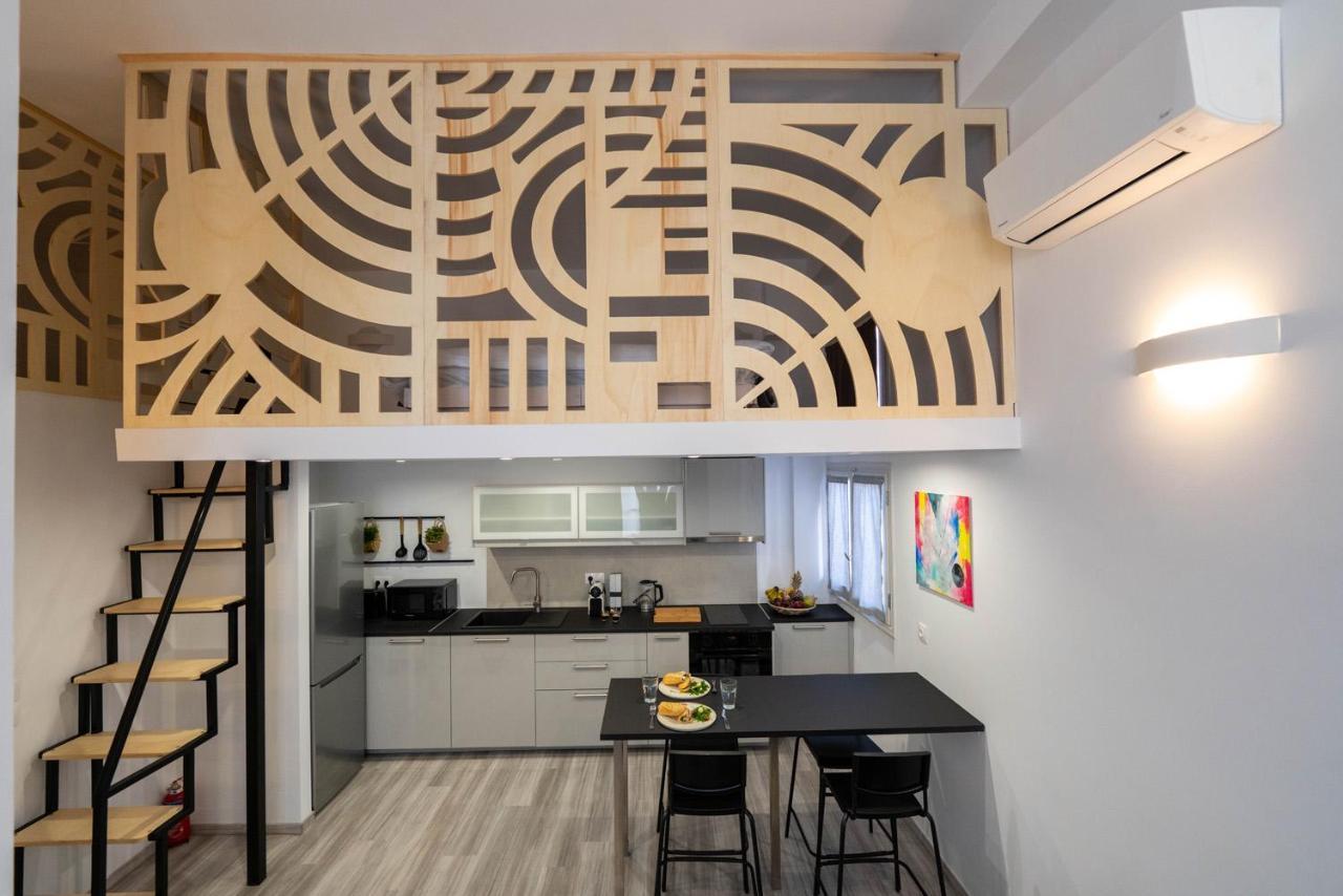 Central Suites Aegina 1 Екстер'єр фото